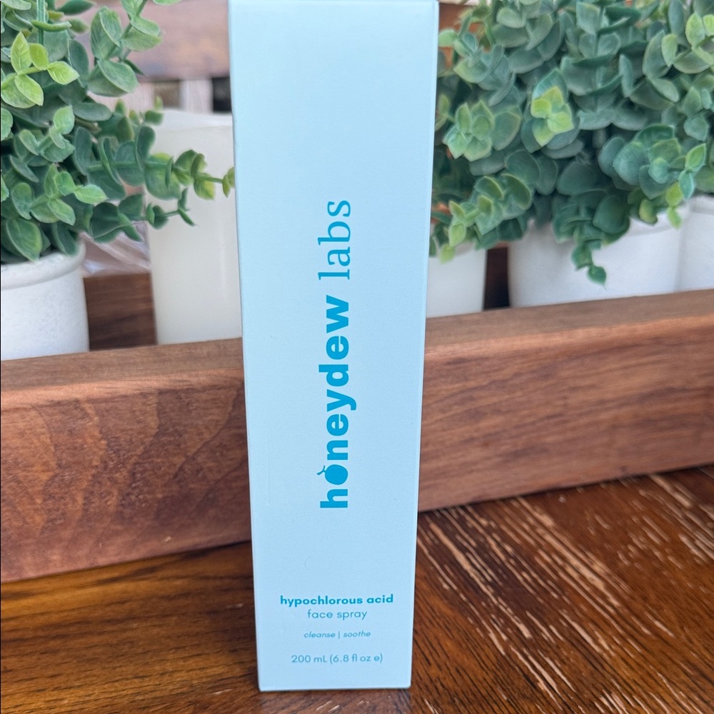 Honeydew labs hypochlorous acid face spray